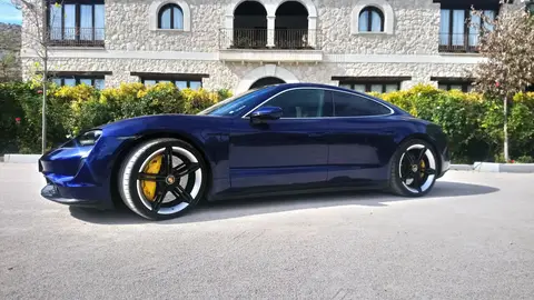 Porsche Taycan Turbo S Porsche Taycan Turbo S