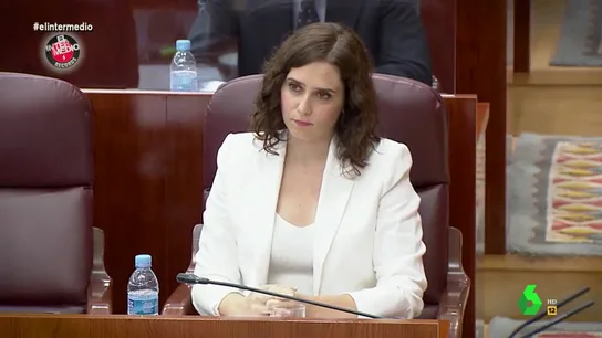 Isabel Díaz Ayuso y el hitazo que más la representa: "Yo soy rebelde porque el mundo me hecho así" Isabel Díaz Ayuso y el hitazo que más la representa: "Yo soy rebelde porque el mundo me hecho así"