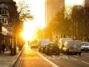 El centro de las ciudades se convertirá en zona de 30 km/h El centro de las ciudades se convertirá en zona de 30 km/h