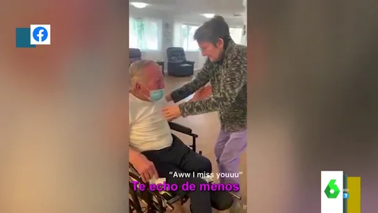 El emotivo reencuentro de un matrimonio de ancianos que no pueden aguantar las lágrimas al verse tras la pandemia El emotivo reencuentro de un matrimonio de ancianos que no pueden aguantar las lágrimas al verse tras la pandemia