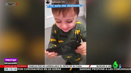 Dani Rovira se "desmonta" al escuchar la desternillante risa de un niño cuando ve sus monólogos Dani Rovira se "desmonta" al escuchar la desternillante risa de un niño cuando ve sus monólogos