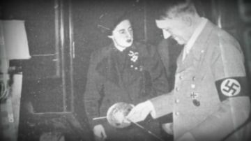 Hitler, Pilar Primo de Rivera y una utópica dinastía fascista: "Se sugirió organizar una unión sexual entre ambos"
