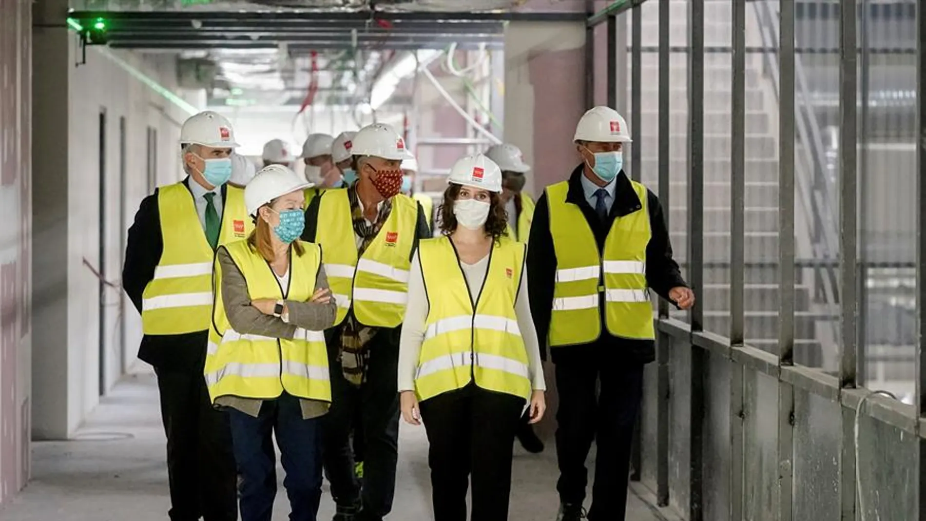 Díaz Ayuso visitó el viernes las obras de construcción del nuevo hospital