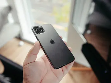 iPhone 12 Pro iPhone 12 Pro
