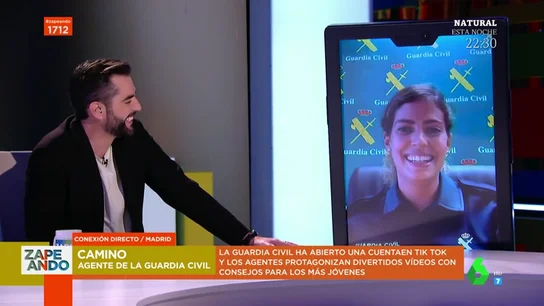 Camino, la agente protagonista de los virales Tik Tok de la Guardia Civil Camino, la agente protagonista de los virales Tik Tok de la Guardia Civil: "Halloween está muy cerca, seguidnos"