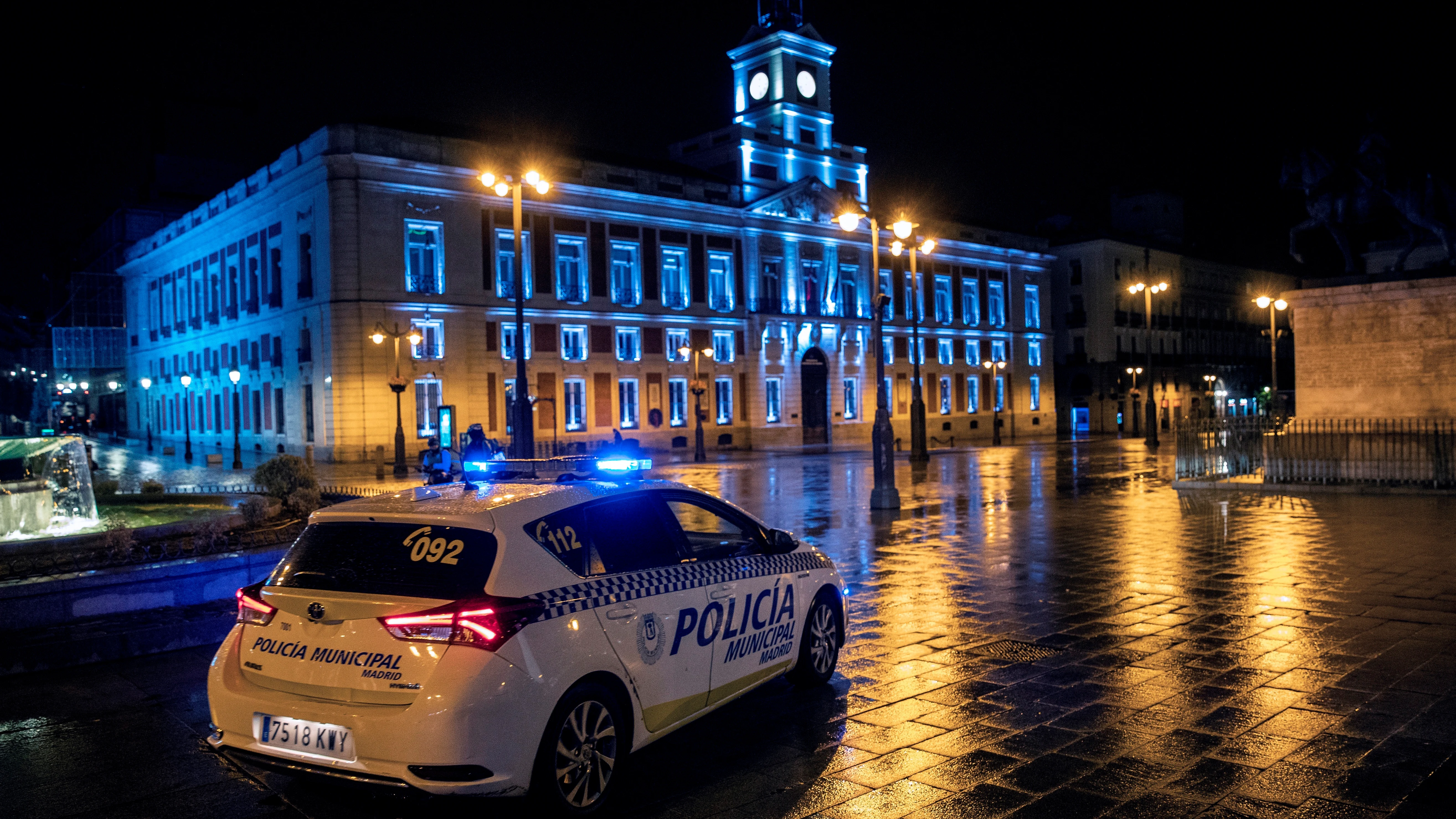 La Puerta del Sol durante el toque de queda