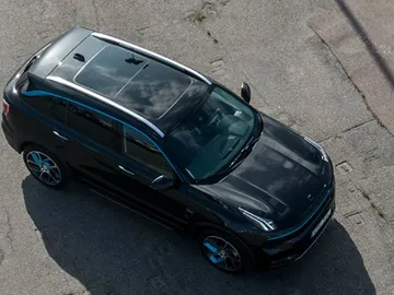 El Lynk & Co 01 cuenta con una cámara de viaje El Lynk & Co 01 cuenta con una cámara de viaje