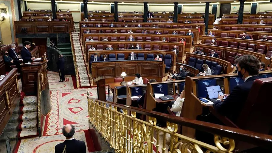 Salvador Illa defiende la prórroga del estado de alarma ante el Pleno del Congreso