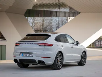 Porsche Cayenne E-Hybrid Porsche Cayenne E-Hybrid