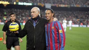 Sean Connery, con Ronaldinho