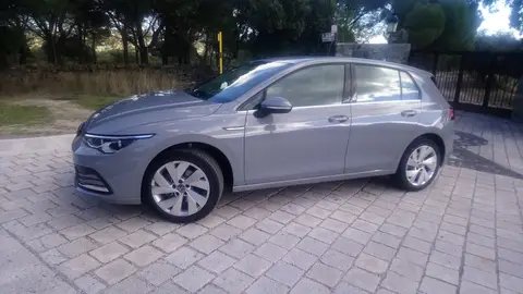 Volkswagen Golf e-Tsi Volkswagen Golf e-Tsi