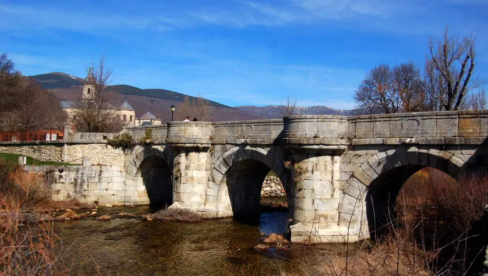 Puente del Perdón sobre el Río Lozoya