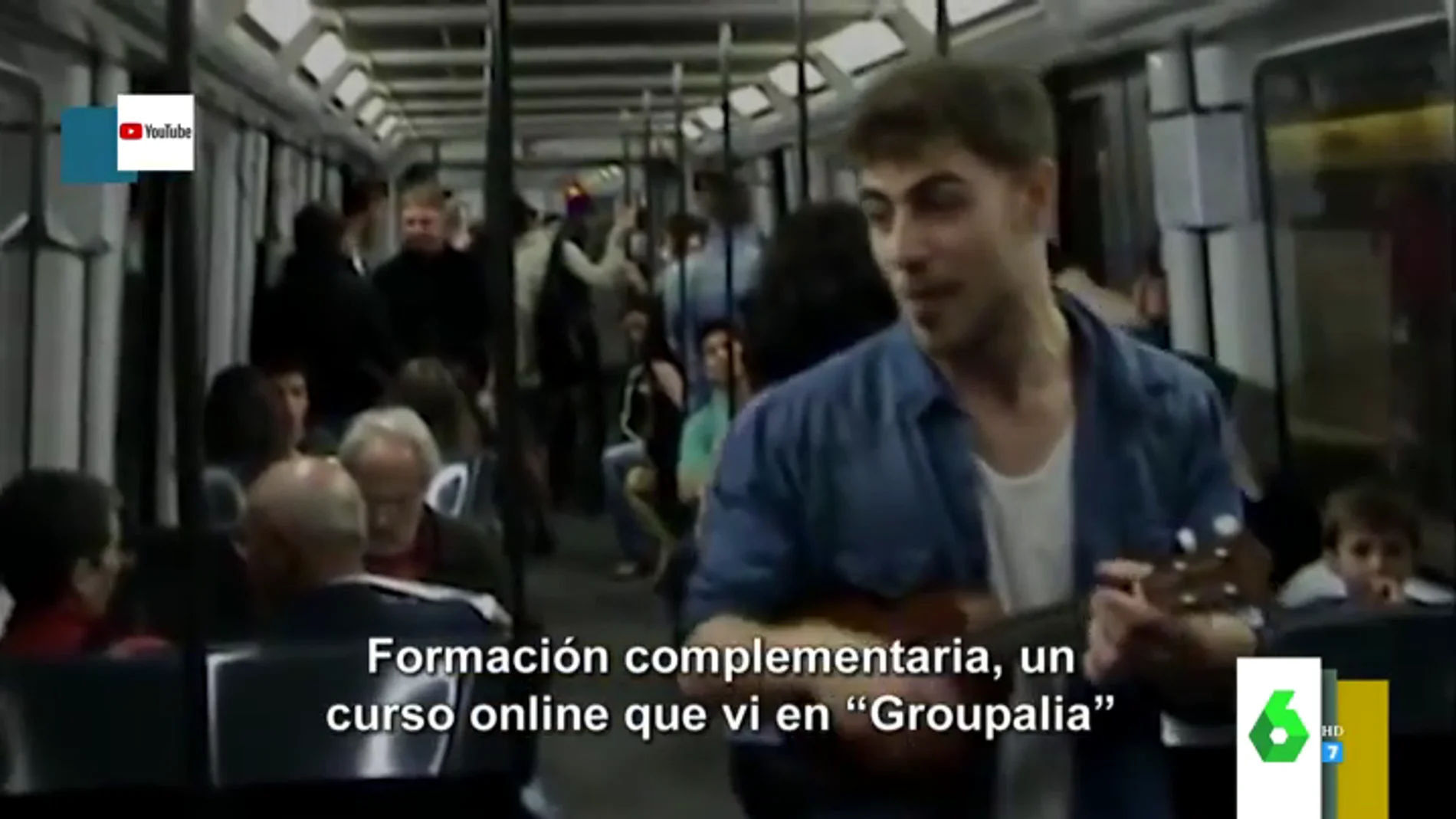 El vídeo viral de un joven cantando su currículum en el Metro de Barcelona con final feliz: sí, ha conseguido trabajo
