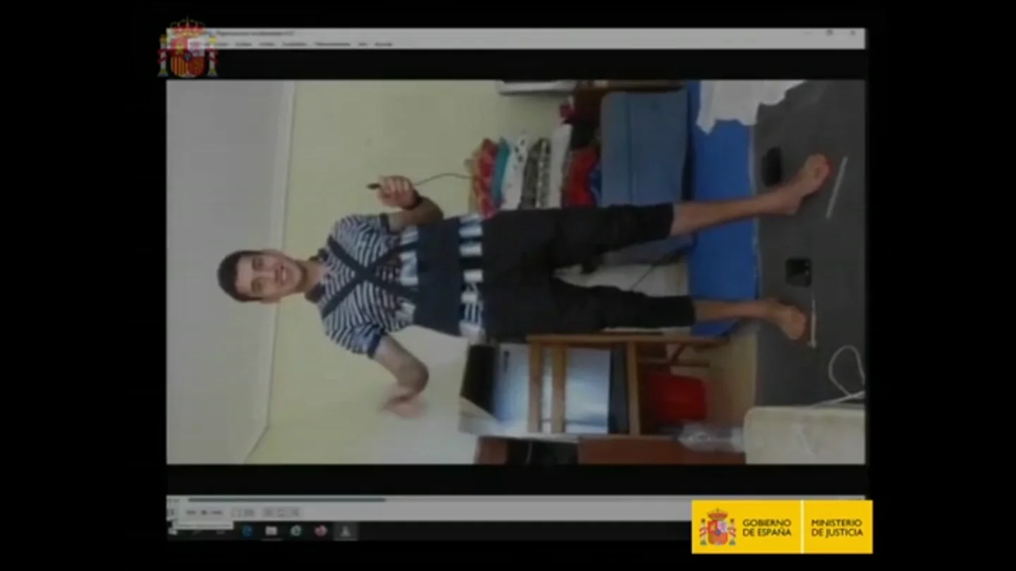 Vídeos de los terroristas que atentaron en Cataluña preparando explosivos Vídeos de los terroristas que atentaron en Cataluña preparando explosivos
