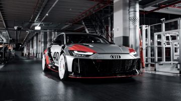 No parece que vayamos a verlo en las calles, pero el RS 6 GTO Concept se ha mostrado al mundo