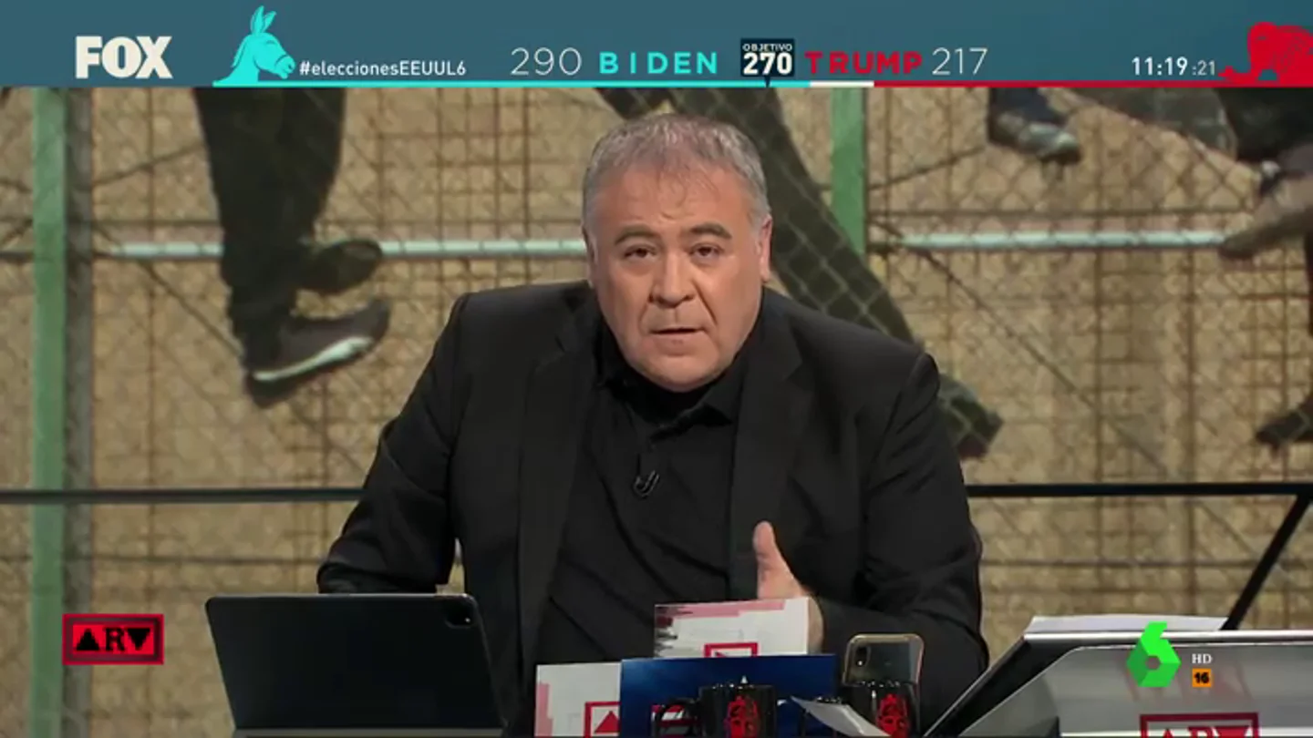 Ferreras, sobre la situación de los migrantes en Canarias: "Alguien tendrá que reaccionar. No pueden seguir ahí de esa manera" Ferreras, sobre la situación de los migrantes en Canarias: "Alguien tendrá que reaccionar. No pueden seguir ahí de esa manera"