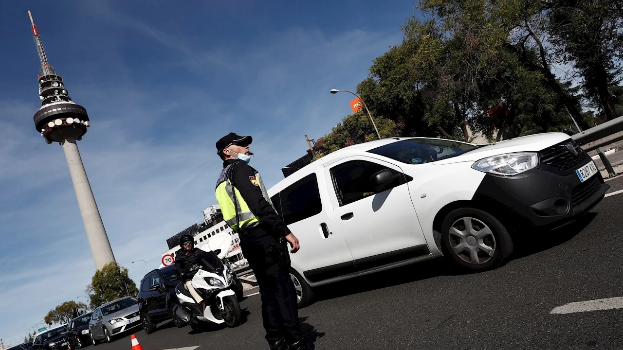 Controles de tráfico durante el confinamiento perimetral en Madrid