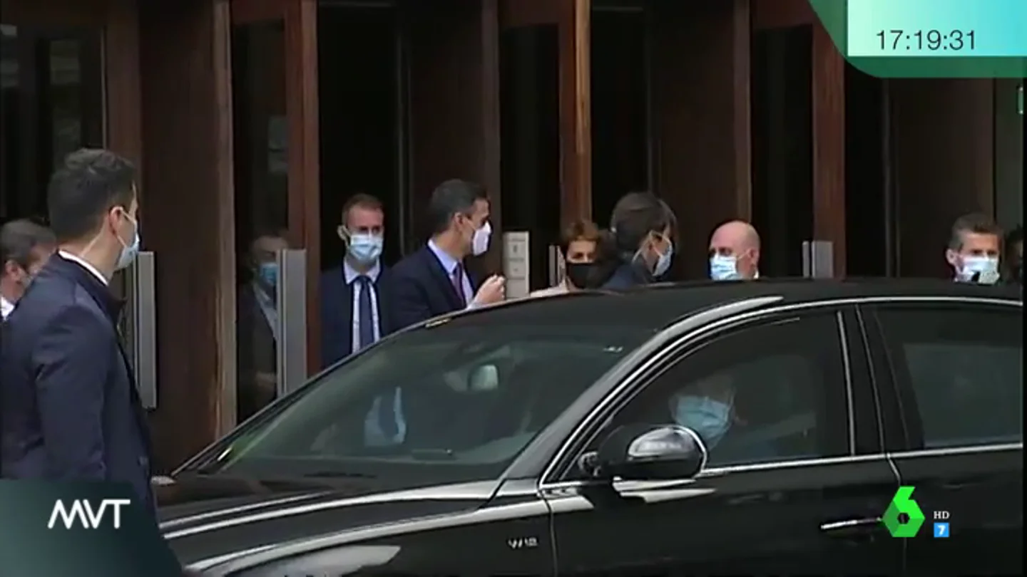 Abuchean y gritan "miserable" y "sinvergüenza" a Pedro Sánchez en su visita a Navarra tras el apoyo de Bildu a los Presupuestos Abuchean y gritan "miserable" y "sinvergüenza" a Pedro Sánchez en su visita a Navarra tras el apoyo de Bildu a los Presupuestos