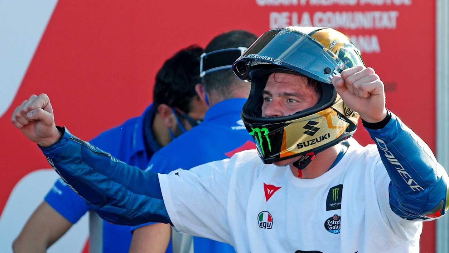 Joan Mir, tras ganar su primer Mundial de MotoGP Joan Mir, tras ganar su primer Mundial de MotoGP