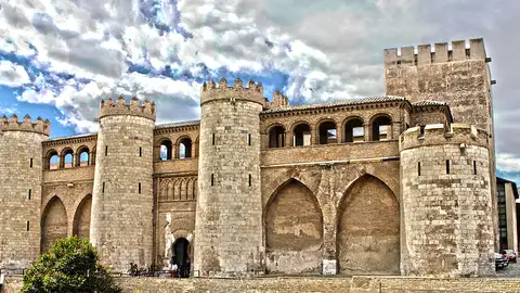 Palacio de Aljafería Palacio de Aljafería