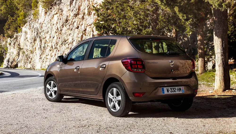 El Dacia Sandero lleva camino de ser el coche más vendido en España en 2020