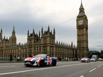 En 15 años, si quieres circular alrededor del Big Ben, tendrás que utilizar un coche eléctrico En 15 años, si quieres circular alrededor del Big Ben, tendrás que utilizar un coche eléctrico