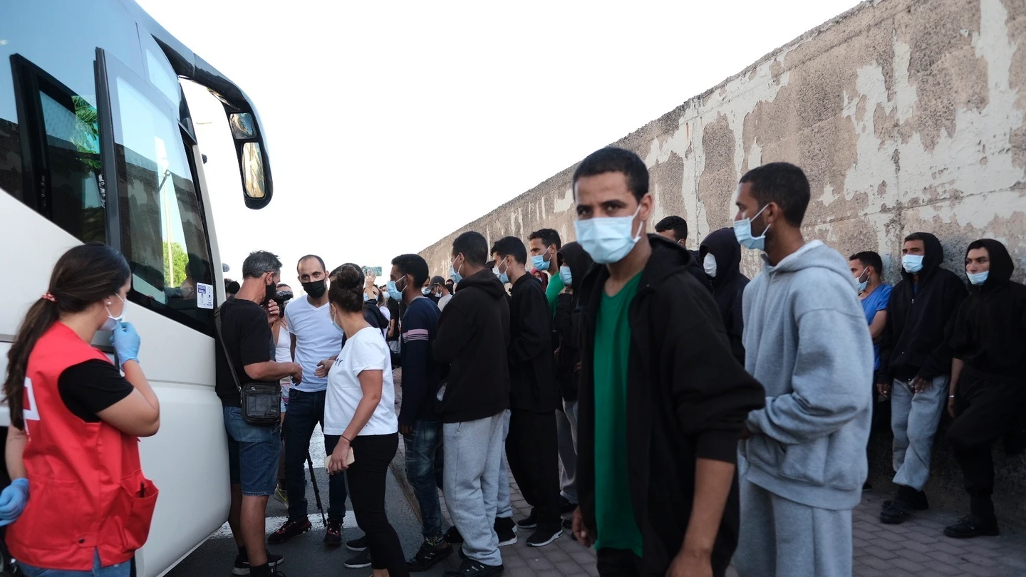 Realojados más de 100 migrantes liberados en Gran Canaria Realojados más de 100 migrantes liberados en Gran Canaria