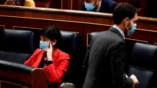 Isabel Cela&aacute; durante el debate de la ley educativa
