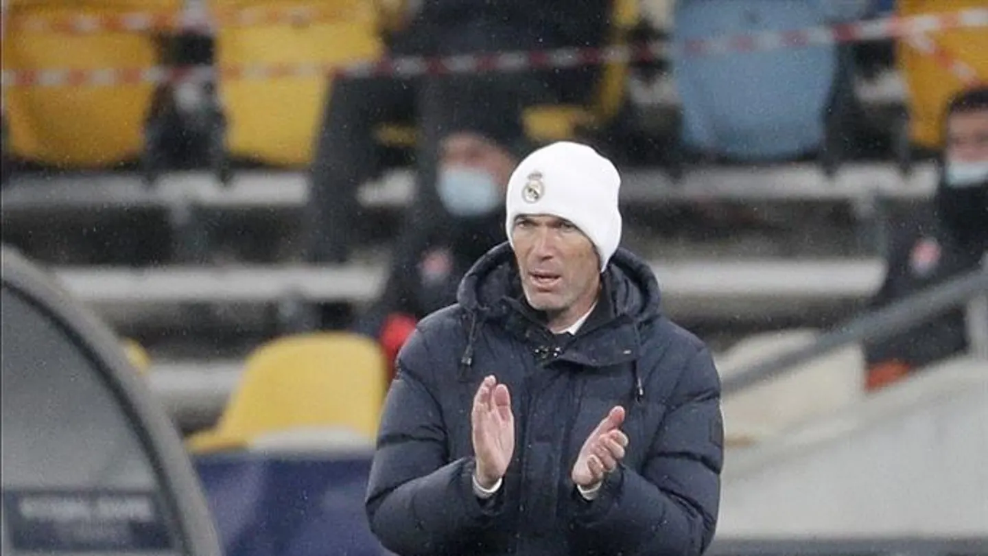 Zidane, en Ucrania. Zidane, en Ucrania.