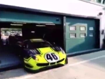 Valentino Rossi ya piensa en Ferrari para las 12 Horas de Bar&eacute;in