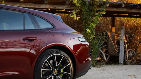 Porsche Panamera 4S E-Hybrid Sport Turismo Porsche Panamera 4S E-Hybrid Sport Turismo