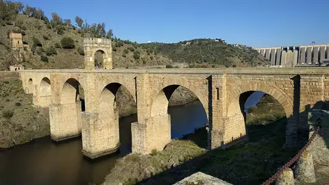 Puente de Alcántara, Cáceres Puente de Alcántara, Cáceres