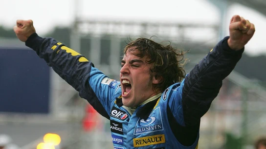 Fernando Alonso se proclama campeón de Formula 1 en el GP de Brasil 2005 El español hará una exhibición con el R25