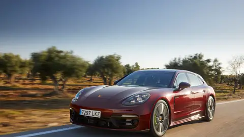 Porsche Panamera 4S E-Hybrid Porsche Panamera 4S E-Hybrid