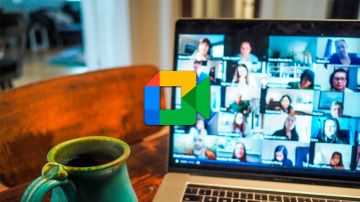 Puedes usar la versión de escritorio de Google Meet