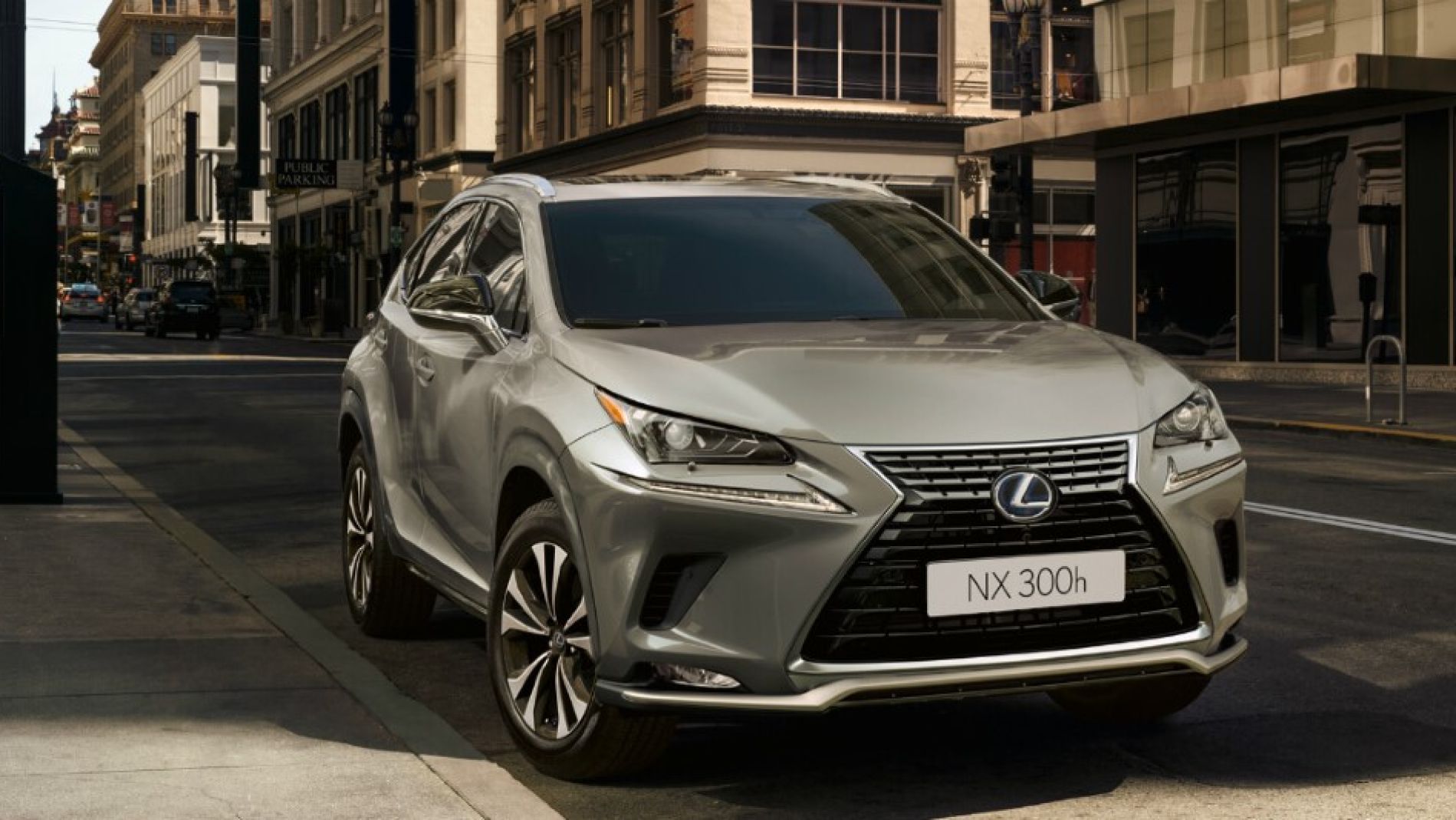 Lexus NX 300h 2021