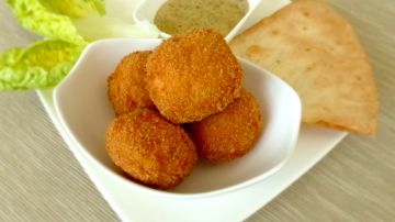 La empresa estadounidense Eat Just fabrica nuggets de pollo in vitro.
