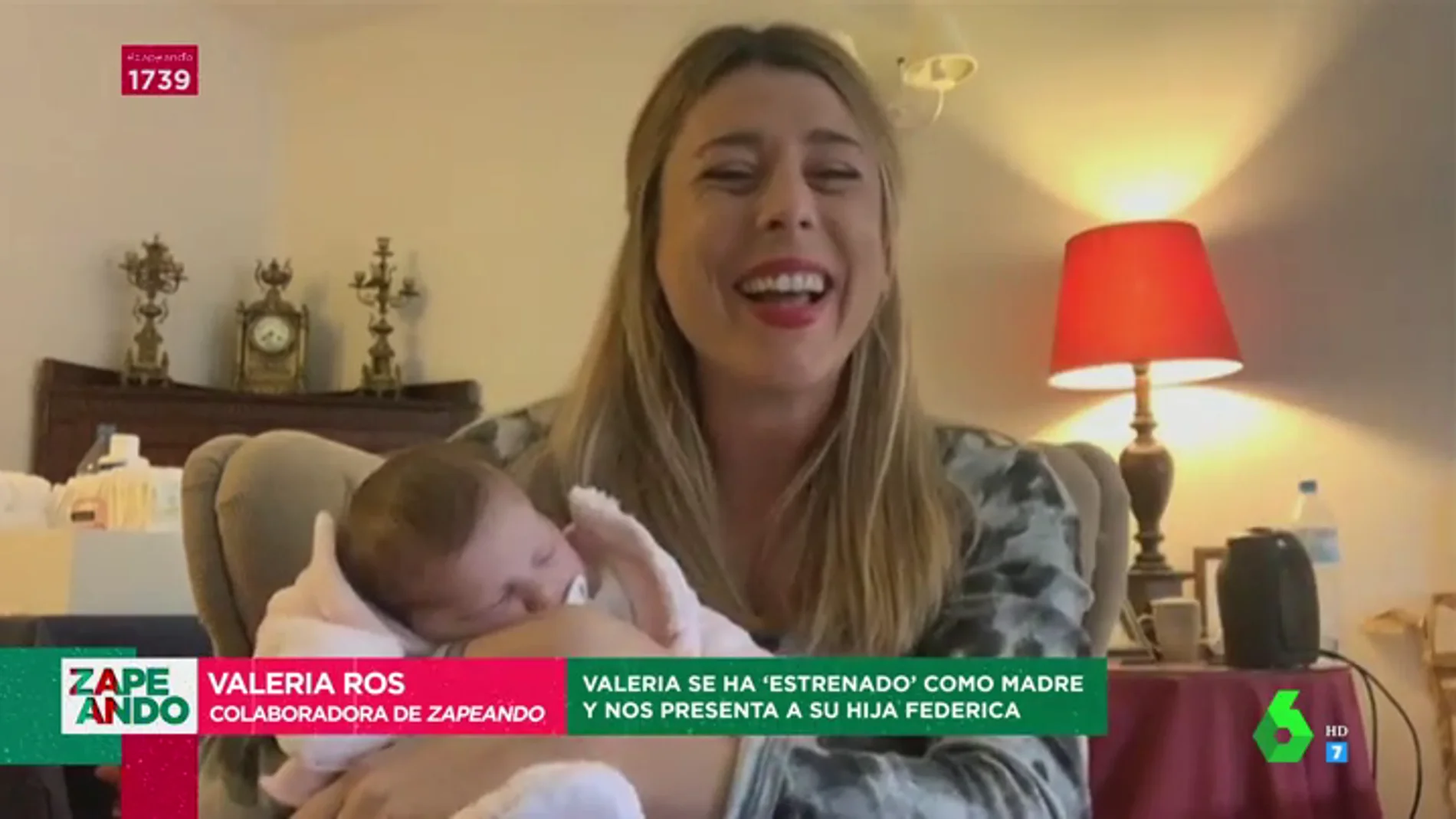 Valeria Ros presenta a su hija Federica en Zapeando: "Es la niña más guapa del mundo"