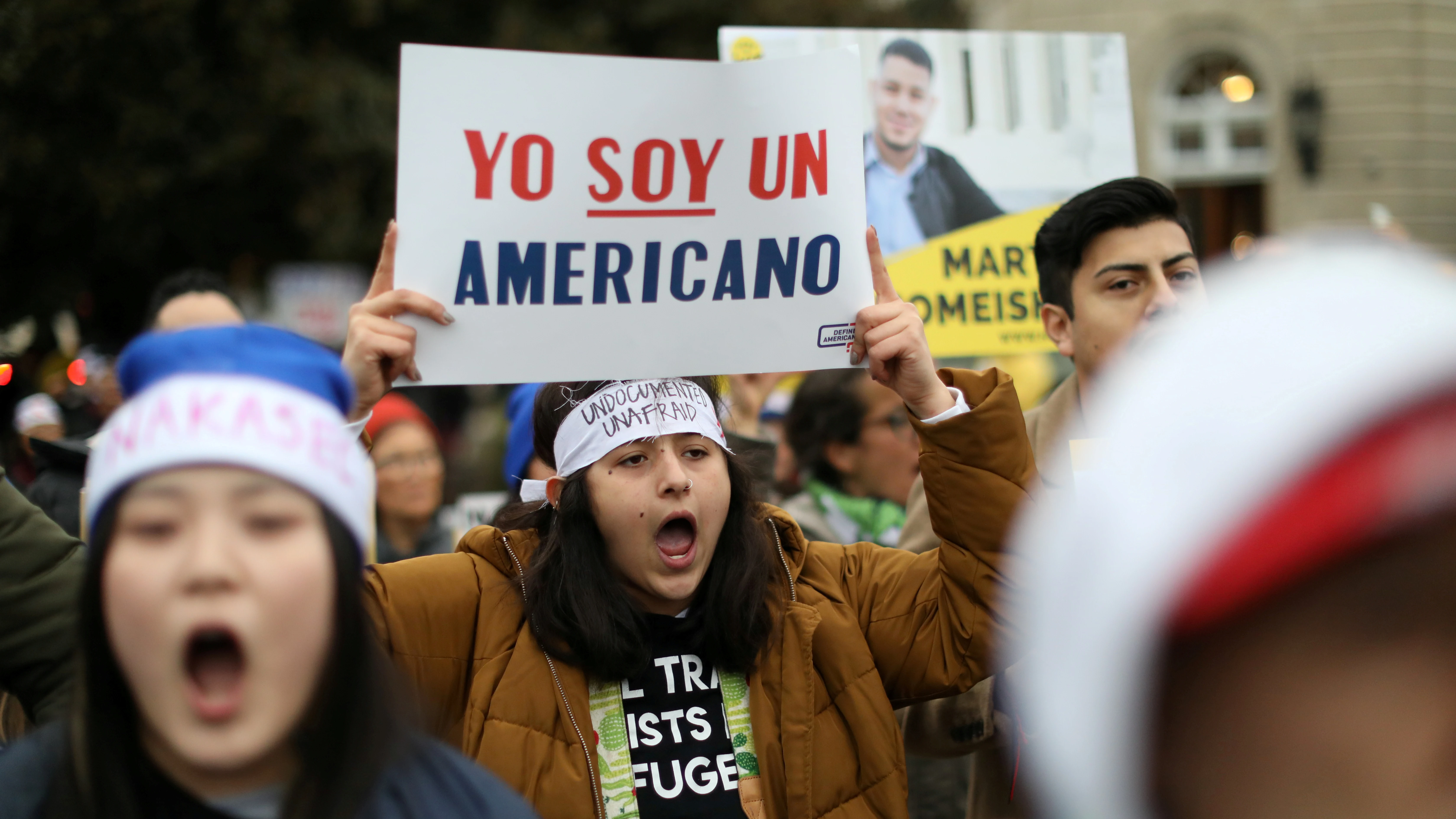 'Dreamers' protestan ante la congelación del programa DACA