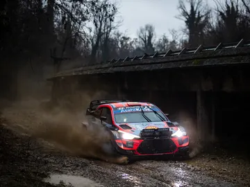 Dani Sordo comienza líder Dani Sordo comienza líder