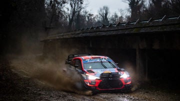 Dani Sordo comienza líder