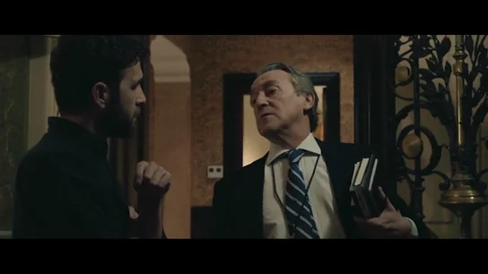 El tenso encuentro de Hermann Tertsch y Gonzo: "No tengo interés en compartir ascensor con usted" El tenso encuentro de Hermann Tertsch y Gonzo: "No tengo interés en compartir ascensor con usted"