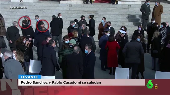 La respuesta de Wyoming al ver cómo Sánchez y Casado se dan la espalda en los actos de la Constitución: "Son así de raritos" La respuesta de Wyoming al ver cómo Sánchez y Casado se dan la espalda en los actos de la Constitución: "Son así de raritos"
