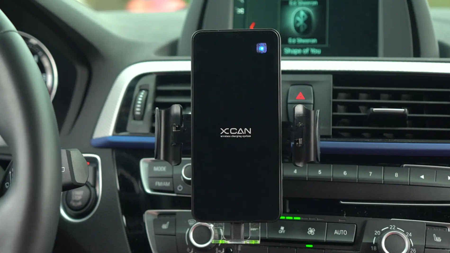 XCAN, el soporte inteligente de coche para móviles.