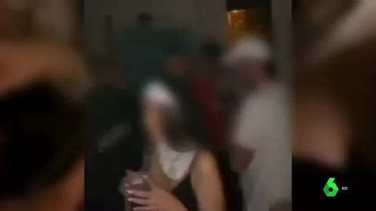 La Ertzaintza desaloja a 67 jóvenes que celebraban una fiesta ilegal en un convento La Ertzaintza desaloja a 67 jóvenes que celebraban una fiesta ilegal en un convento