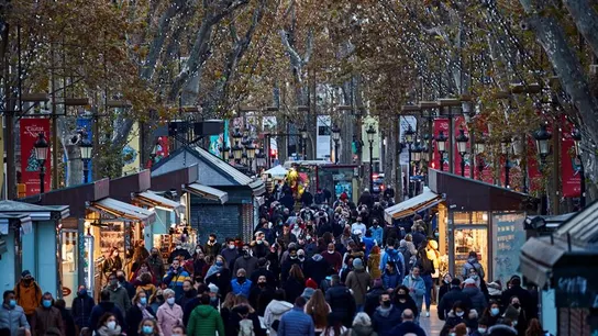 Mercado en Las Ramblas de Barcelona Mercado en Las Ramblas de Barcelona