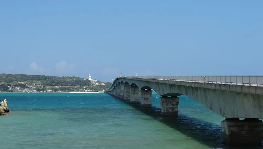 Puente. Okinawa