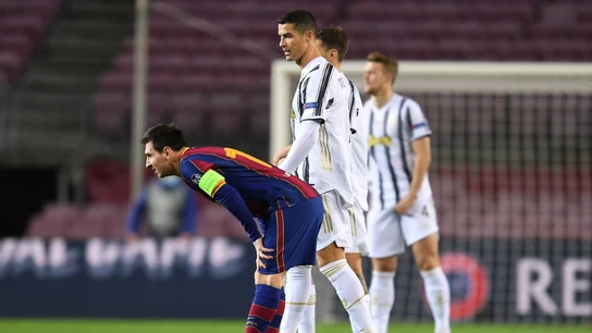 Cristiano Ronaldo y Leo Messi, en el partido de Champions Cristiano Ronaldo y Leo Messi, en el partido de Champions