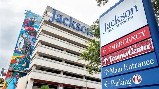 Una enfermera del Hospital Jackson Memorial de Miami (EE.UU.) fue dada de alta de este centro tras vencer una larga batalla al coronavirus durante nueve meses. Una enfermera del Hospital Jackson Memorial de Miami (EE.UU.) fue dada de alta de este centro tras vencer una larga batalla al coronavirus durante nueve meses.