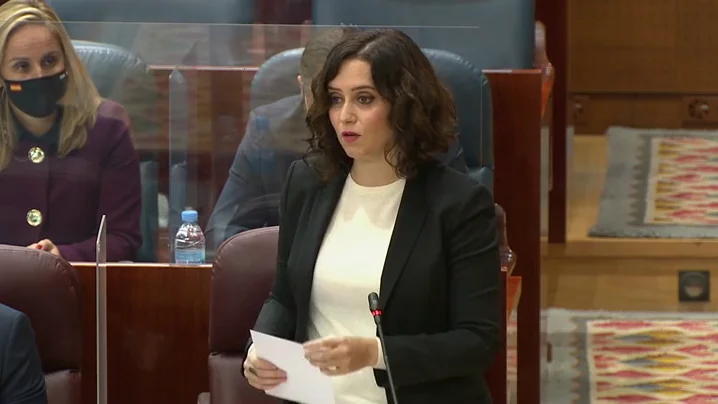 Ayuso anuncia la cartilla COVID Ayuso anuncia la cartilla COVID